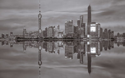 Cash May Not Be King in China Anymore, but Reject It at Your Peril