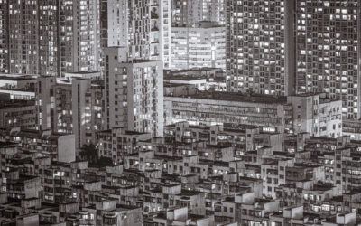 China looks to rein in lending to cool property boom